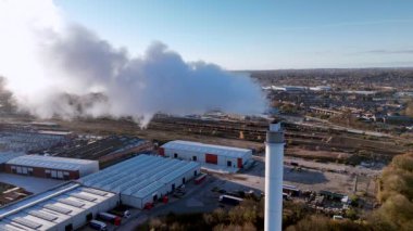 Endüstriyel Duman 'ın yol açtığı Atmosferik Emisyon ve Kirlilik