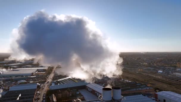 Luftutsläpp Och Föroreningar Orsakade Industriell Rökning — Stockvideo