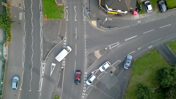 Birleşik Krallık Yol Kavşağı Trafik Işığı Sistemi — Stok video