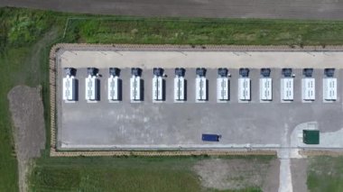 Lityum İyon Mega Paket Enerji Depolama Sistemi