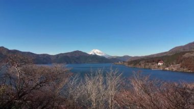 Ashi Gölü ve Fuji Dağı Hava Görüntüsü