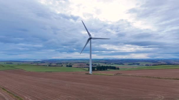 Onshore Wind Farm Turbine Countryside Aerial View — Stok video