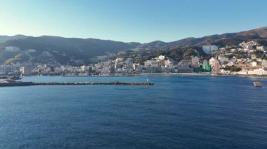 Atami Japonya 'nın Deniz Kenti Hava Görüntüsü