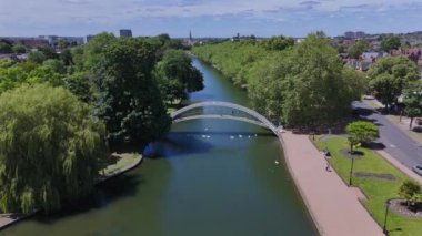 Bedford 'daki Büyük Okyanus Nehri Birleşik Krallık Hava Görüntüsü