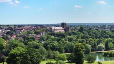 St. Albans Şehri ve Yazın Katedrali Havadan İzlenir