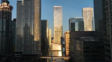 Canary Wharf The Financial Area Sabahın erken saatlerinde Londra