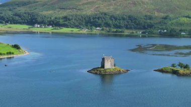 İskoçya 'da Terk Edilmiş Kale