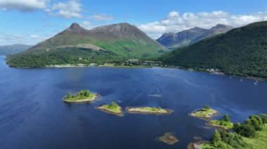 Glencoe Village ve Leven Gölü Hava Görüntüsü