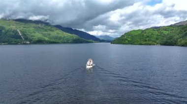 Loch Lomond İskoçya Gemisi Hava Turu Görünümü