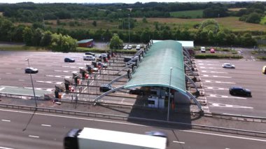 M6 Otoyol Havacılık Görünümünde Gişeler