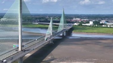 Mersey Nehri Ağ Geçidi Köprüsü Hava Görüntüsü