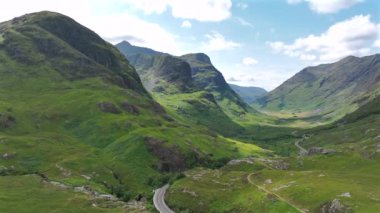 İskoçya 'daki Glencoe' nun Üç Kız Kardeşi