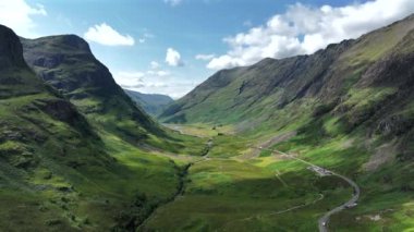 Glencoe İskoçya 'nın Üç Kız Kardeşi