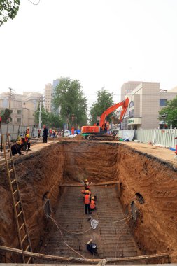 Shijiazhuang Şehri - 5 Mayıs 2017: yağmur saptırma projesi şantiyesi, Shijiazhuang, Hebei, Çin
