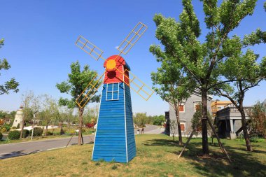 Yel değirmeni mimarisi parselde