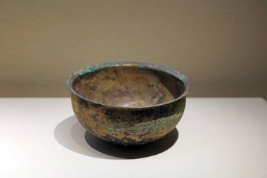 Antik Çin bronz kapları, ortaya çıkarılmış kültürel kalıntılar.