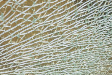 Dokulu fotoğraflara yakın çekim, kırık camlar.