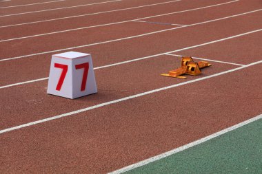 Çerçeve ve pist numarası başlıyor