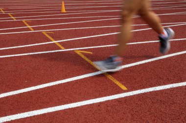 Uzun mesafe koşucusunun bacakları