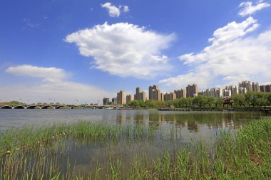 Luannan County - 3 Mayıs 2018: North River Park Manzarası, Luannan County, Hebei Eyaleti, Chin