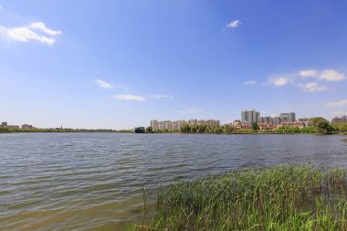 Luannan County - 3 Mayıs 2018: North River Park Manzarası, Luannan County, Hebei Eyaleti, Chin