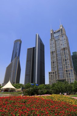 Şangay, Çin - 1 Haziran 2018: Lujiazui 'nin Pudong, Şangay, Chin' deki mimari manzarası