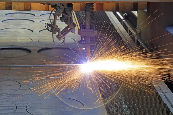 CNC makine araçları için lazer kesme ekipmanı