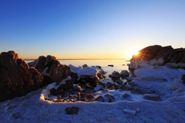 Donmuş sahil doğal manzara, Qinhuangdao Şehri, Çin