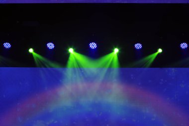 Sahne aydınlatma efekti fotoğrafın kapatılması