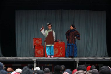 Luannan County - 28 Şubat 2018: Çin geleneksel kostüm draması sahnesi, Luannan County, Hebei Eyaleti, Çin