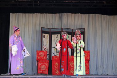 Luannan County - 1 Mart 2018: Çin geleneksel kostüm draması sahnesi, Luannan County, Hebei bölgesi, Çin