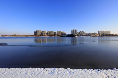 Şehir parkı kar manzarası, Tangshan, Çin
