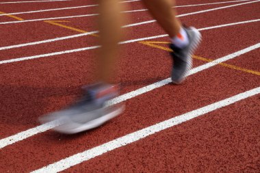 Uzun mesafe koşucusunun bacakları