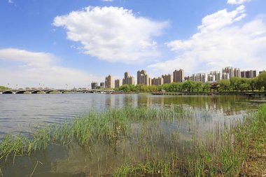 Luannan County - 3 Mayıs 2018: North River Park Manzarası, Luannan County, Hebei Eyaleti, Chin