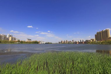 Luannan County - 3 Mayıs 2018: North River Park Manzarası, Luannan County, Hebei Eyaleti, Chin