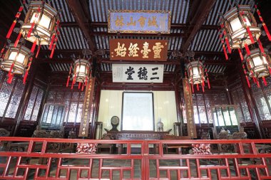 Şangay, Çin - 31 Mayıs 2018: Çin klasik mimarisi Yu Garden, Şangay, Çin