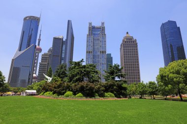 Şangay, Çin - 1 Haziran 2018: Lujiazui 'nin Pudong, Şangay, Chin' deki mimari manzarası