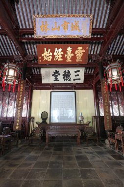 Şangay, Çin - 2 Haziran 2018: Çin 'in Yu Garden, Şangay, Çin' deki geleneksel iç dekorasyonu