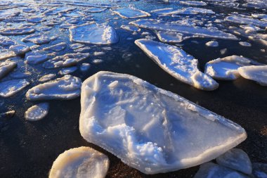 Donmuş sahil doğal manzara, Qinhuangdao Şehri, Çin