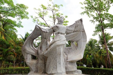 Sanya Şehri, Çin - 2 Nisan 2019: Huang Daopo heykeli, Tianyahaijiao turizm bölgesi, Sanya, Hainan Eyaleti, Çin, Sanya Şehri, Hainan Eyaleti, Çin