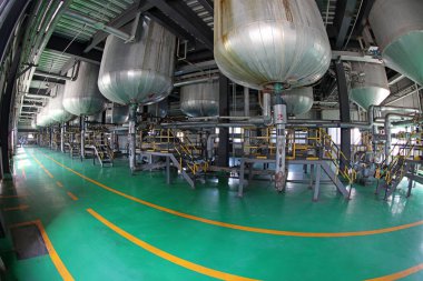 Çin 'deki bir biyodizel üretim tesisinde makine ve ekipman.