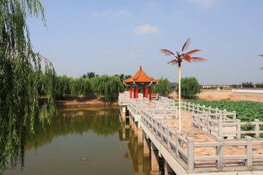 Yapay Göl 'ün Çin Klasik Mimarisi