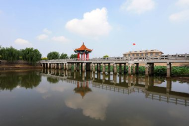 Yapay Göl 'ün Çin Klasik Mimarisi