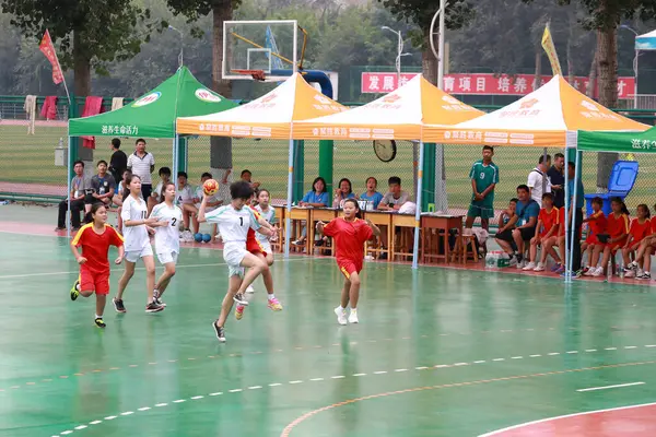 中国ルアナン郡 2019年8月16日 中国ジュニアハンドボールマッチUシリーズコンペティションサイト ルアナン郡 河北省 — ストック写真