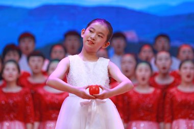 27 Eylül 2019 - Tangshan City, Çin Şarkı Konseri Sahnesi, Tangshan City, Hebei Eyaleti, Çin, Tangshan Şehri, Hebei Eyaleti, Çin.