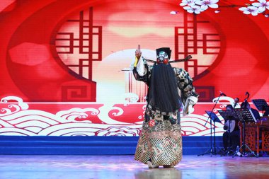 LUANNAN COUNTY, Hebei Eyaleti, Çin - 17 Kasım 2019: Çin Pingju gösterisi.