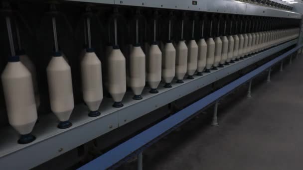 Maskiner Och Apparater För Spinning Produktionslinjer — Stockvideo