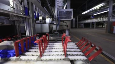 NBR eldiven otomatik ambalaj hattı, Kuzey Çin