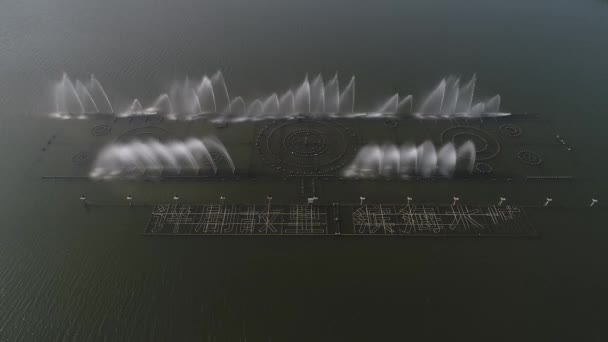 华北公园内的城市音乐喷泉 — 图库视频影像