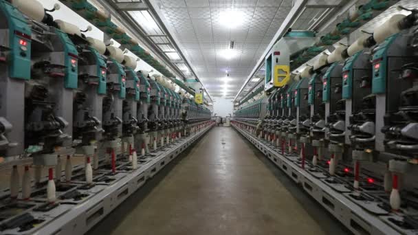 Draaiende Machines Uitrusting Een Spinnerij Noord China — Stockvideo